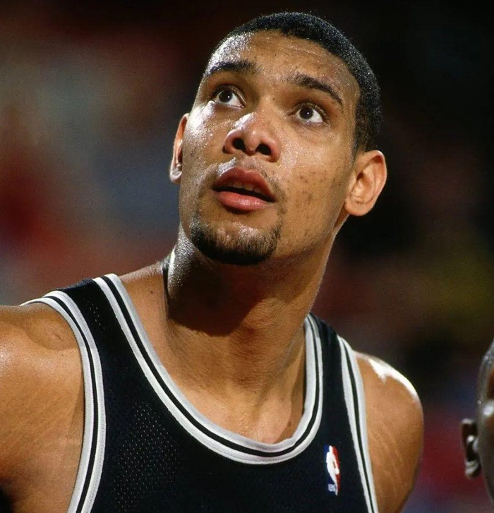 官方：奥格斯堡主帅瓦格纳下课，鲍姆临时接任（奥格斯堡官方宣布：瓦格纳下课，鲍姆担任临时主帅）