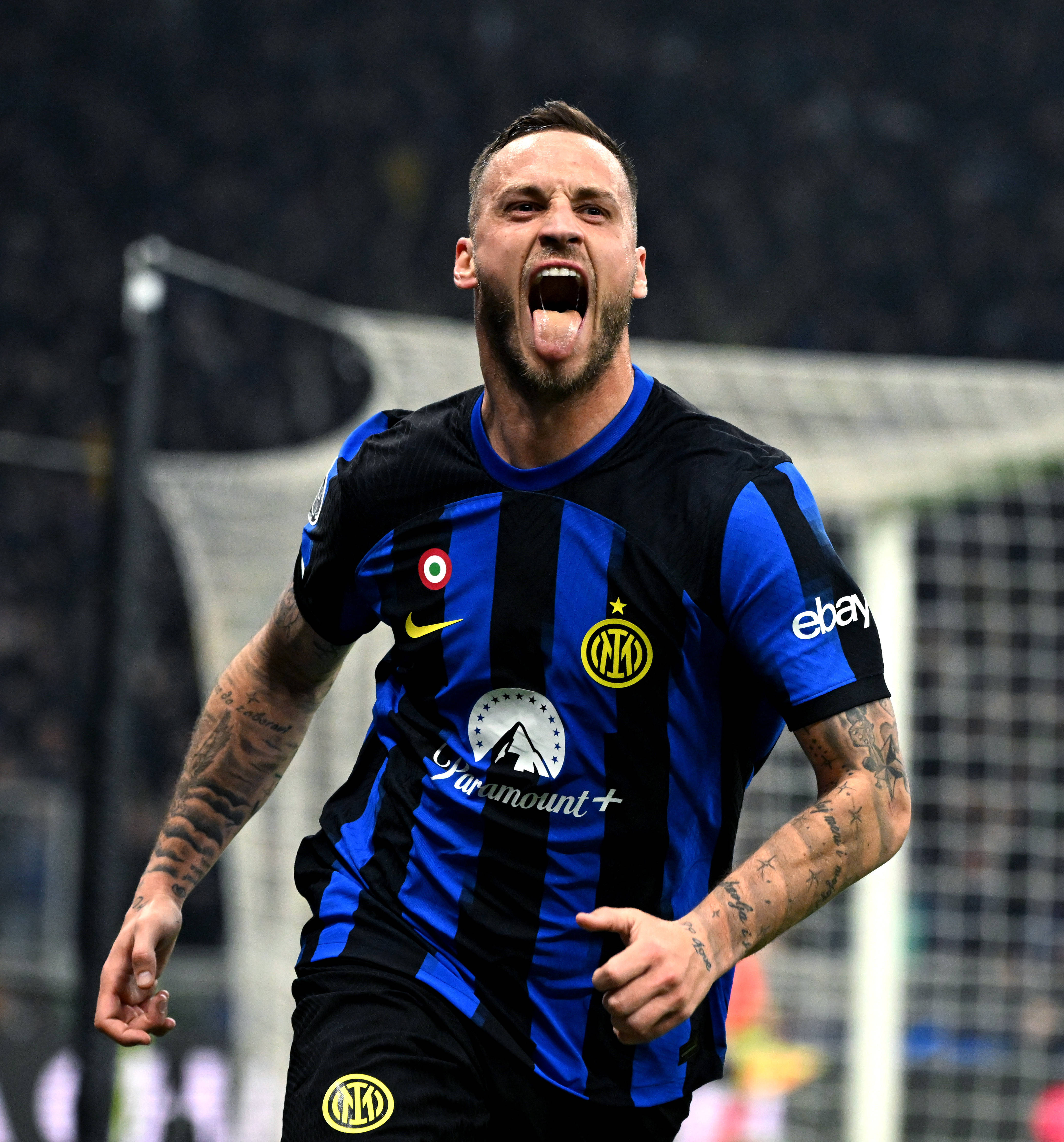 意媒：国米本周派球探现场考察了焦瓦内和穆哈雷莫维奇（意大利媒体：国际米兰本周派出球探赴现场考察焦瓦内与穆哈雷莫维奇）