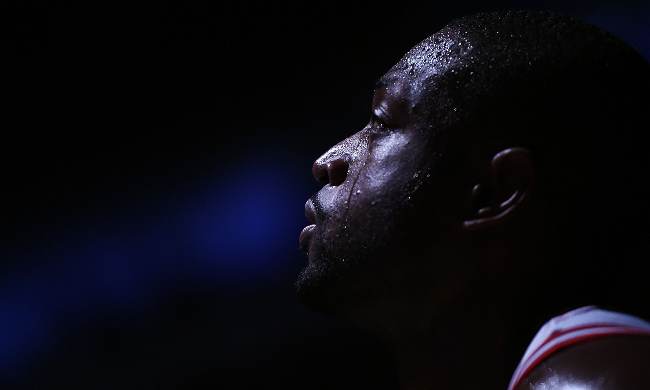 媒体人：杨瀚森被撞头晕已做检查，是否打G联赛要等通知（媒体称杨瀚森头部受撞已检查，是否参加G联赛待通知）