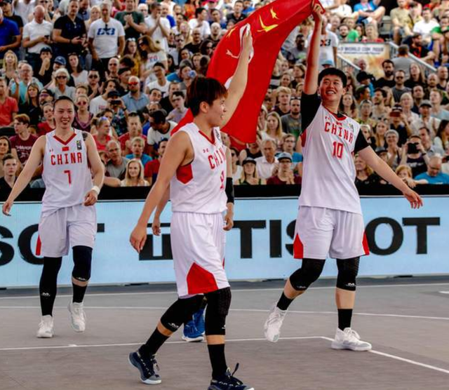 记者：热刺、红军有意红牛球员迪奥曼德，都已和球员团队接触（记者：热刺与利物浦看上红牛球员迪奥曼德，双方均已与其团队接触）