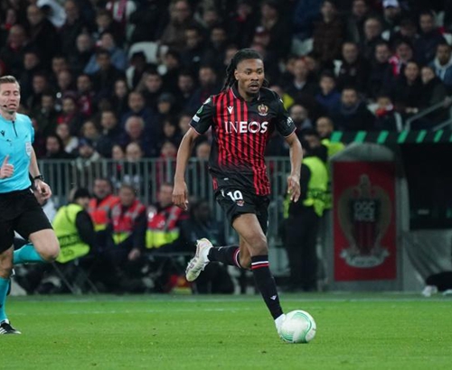 欧冠连续赛季进球纪录：本泽马、梅西连续18赛季进球第1（欧冠连续赛季进球之最：梅西、本泽马18季连破门并列第一）