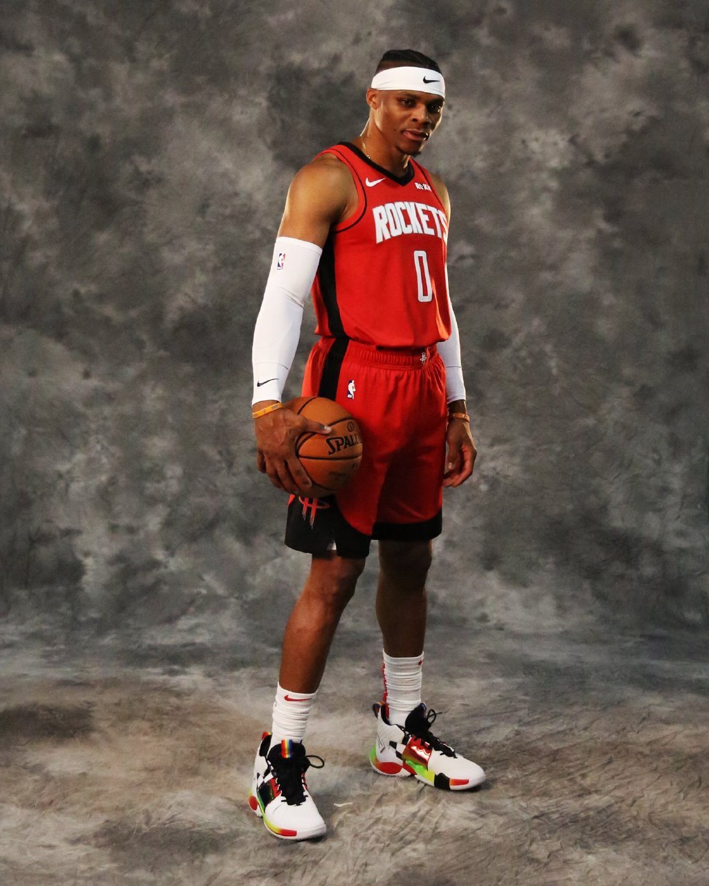 德转统计五大联赛最年长戴帽前10：莱万第8，C罗两度上榜（德转公布五大联赛最年长帽子戏法前十：莱万第八，C罗两次入榜）