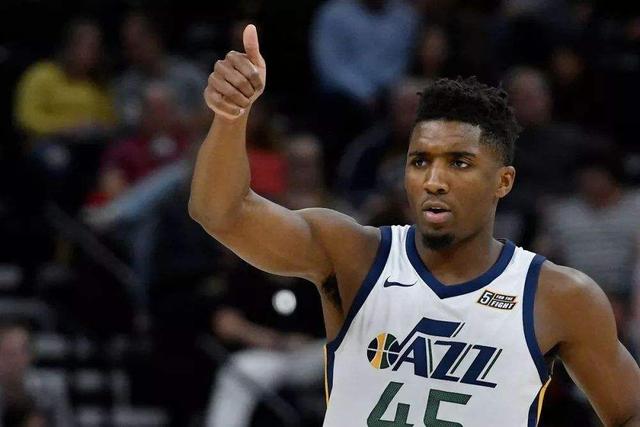 执教过多支德甲球队，记者：拉巴迪亚曾进入国足选帅最终阶段（记者称拉巴迪亚曾入围国足选帅最后阶段，曾执教多家德甲队）