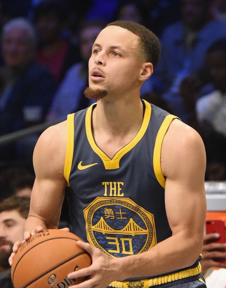 官方：乔纳森-戴维当选中北美及加勒比海足联年度最佳球员（官宣：乔纳森-戴维荣膺中北美及加勒比海足联年度最佳球员）